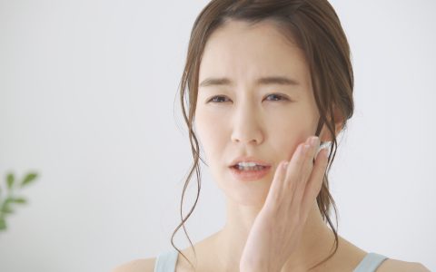 被せものをした歯が痛む原因