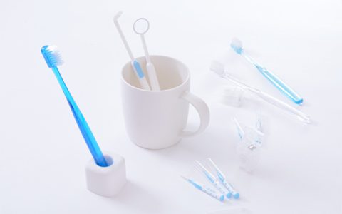 口臭の原因は歯周病かも？その治療法とは
