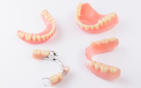 あなたの入れ歯、まだフィットしていますか？