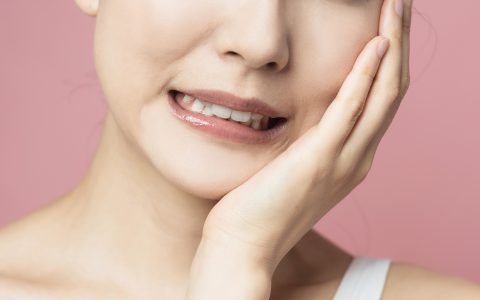 冷たいものがしみる… その原因とすぐできる対策とは？